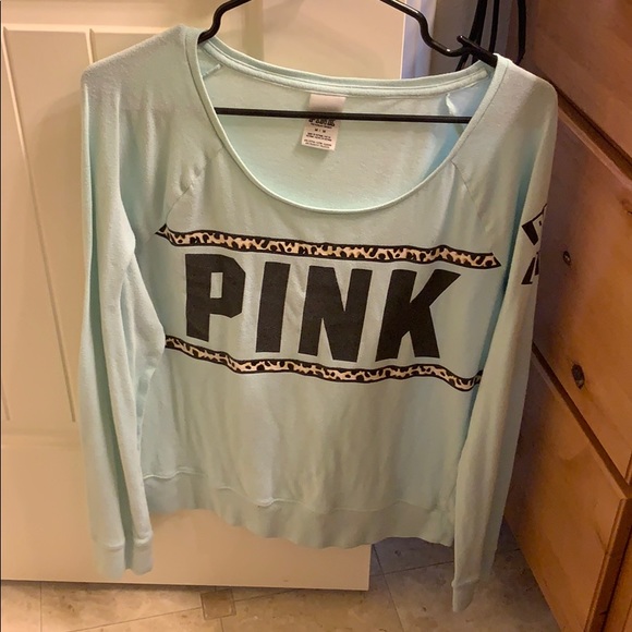 Shirts - Picture 4 of 8